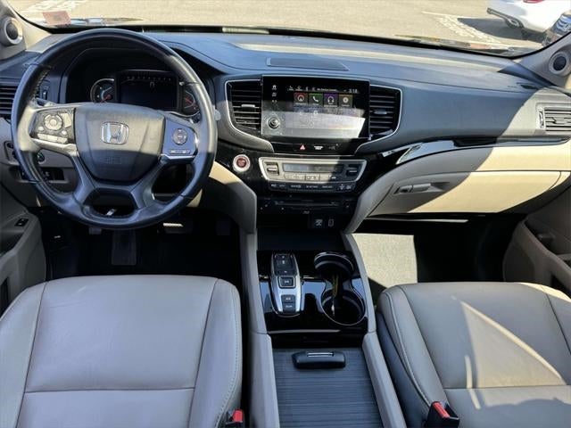 2020 Honda Pilot AWD Touring 8 Passenger